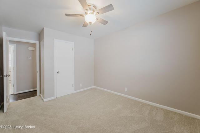 10240 Dodge Ln, Louisville, KY 40272