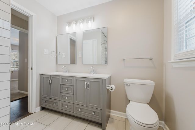 10240 Dodge Ln, Louisville, KY 40272