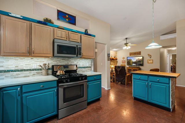 92 Vista Sierra, Edgewood, NM 87015