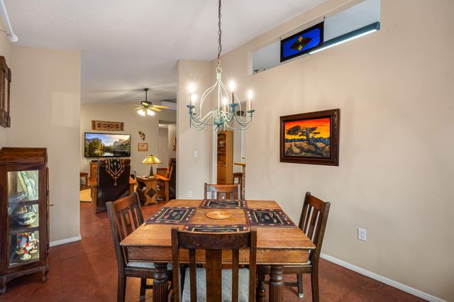 92 Vista Sierra, Edgewood, NM 87015