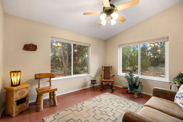 92 Vista Sierra, Edgewood, NM 87015