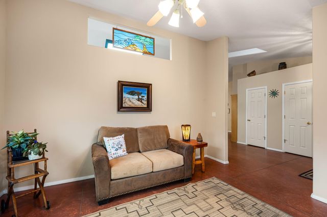 92 Vista Sierra, Edgewood, NM 87015