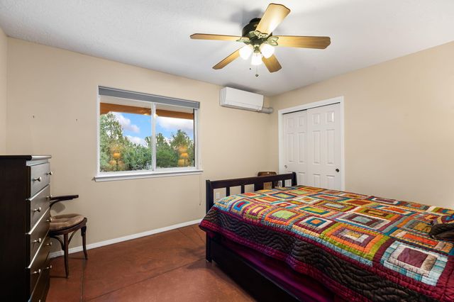 92 Vista Sierra, Edgewood, NM 87015