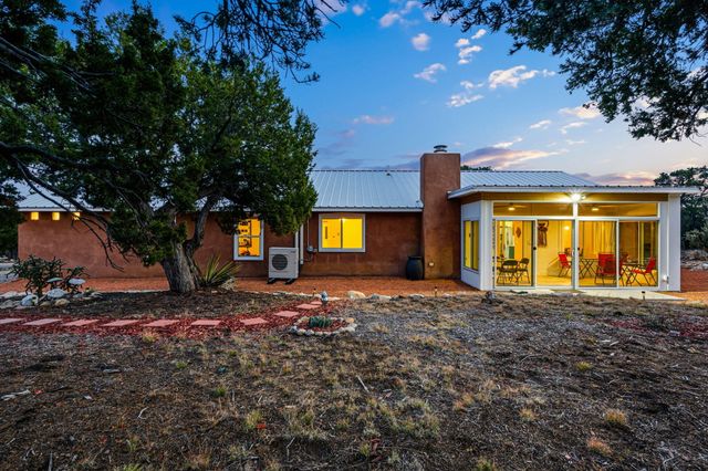 92 Vista Sierra, Edgewood, NM 87015