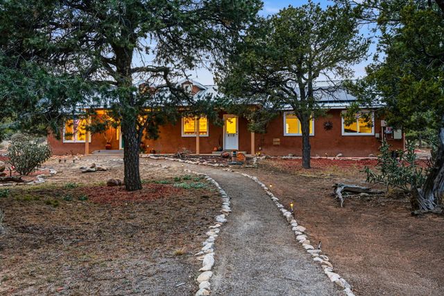 92 Vista Sierra, Edgewood, NM 87015