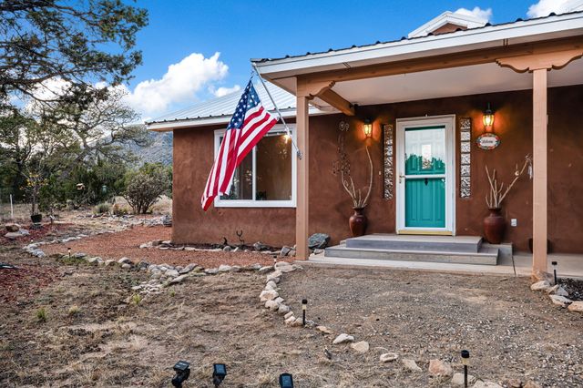 92 Vista Sierra, Edgewood, NM 87015
