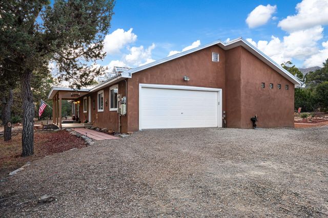 92 Vista Sierra, Edgewood, NM 87015
