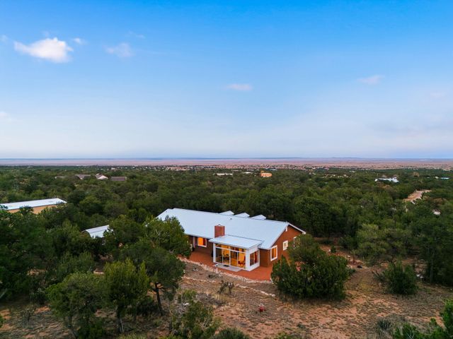 92 Vista Sierra, Edgewood, NM 87015