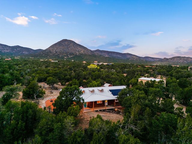 92 Vista Sierra, Edgewood, NM 87015