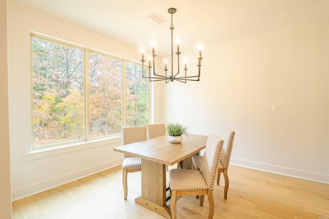 15116 Matterhorn Loop, Maumelle, AR 72113