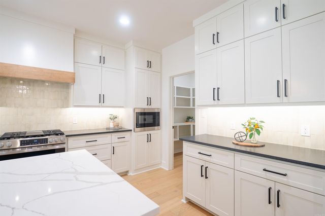 15116 Matterhorn Loop, Maumelle, AR 72113