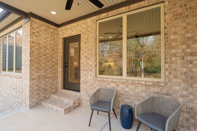 15116 Matterhorn Loop, Maumelle, AR 72113