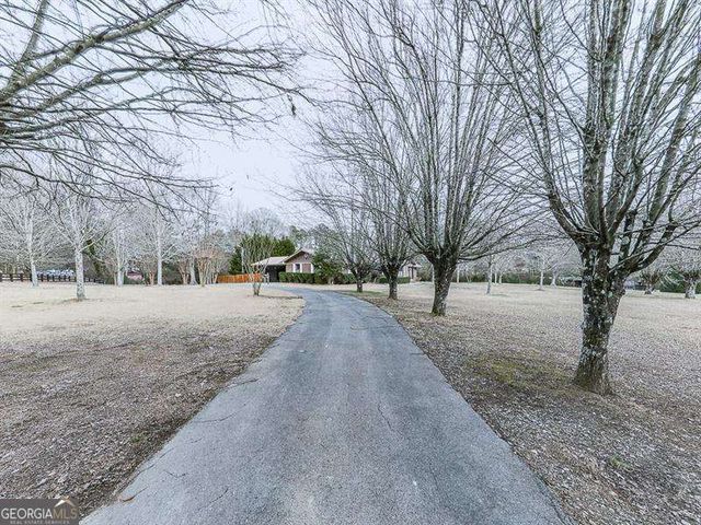 257 Iracille Lane NE, Calhoun, GA 30701