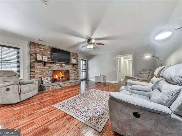 257 Iracille Lane NE, Calhoun, GA 30701