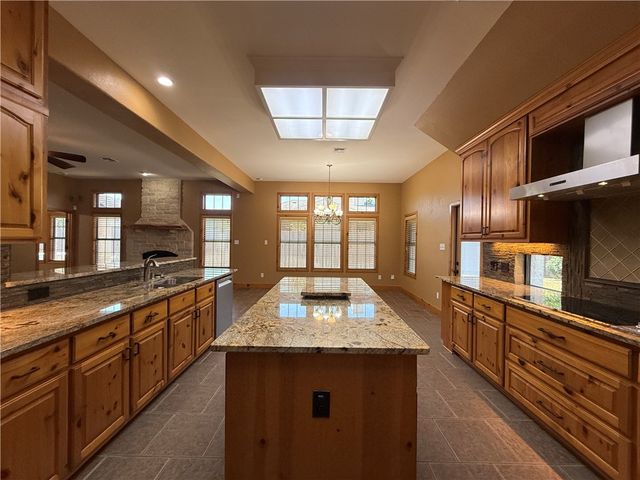 7605 Bayonne Dr, Corpus Christi, TX 78414