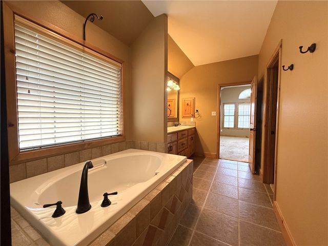 7605 Bayonne Dr, Corpus Christi, TX 78414