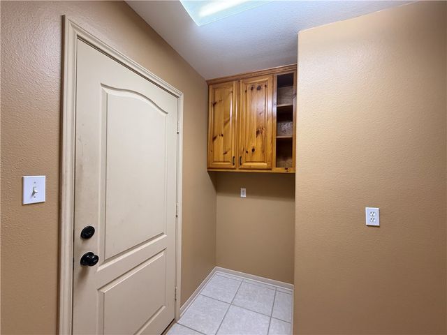 7605 Bayonne Dr, Corpus Christi, TX 78414