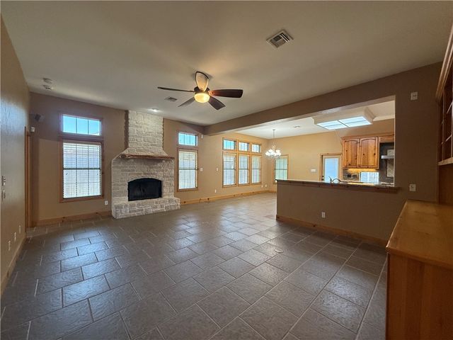 7605 Bayonne Dr, Corpus Christi, TX 78414