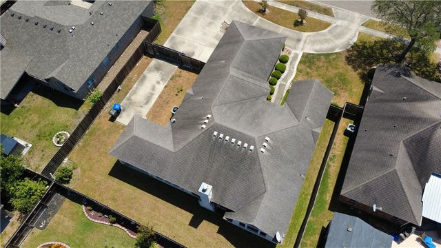 7605 Bayonne Dr, Corpus Christi, TX 78414