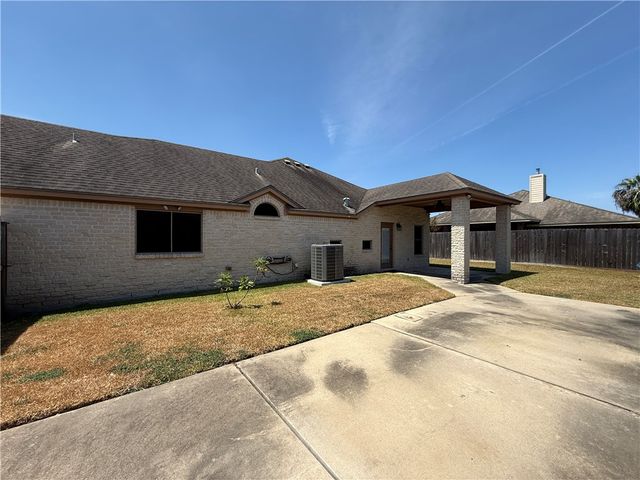 7605 Bayonne Dr, Corpus Christi, TX 78414