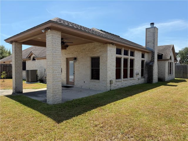 7605 Bayonne Dr, Corpus Christi, TX 78414