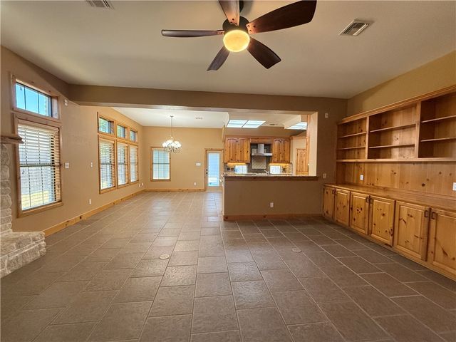 7605 Bayonne Dr, Corpus Christi, TX 78414