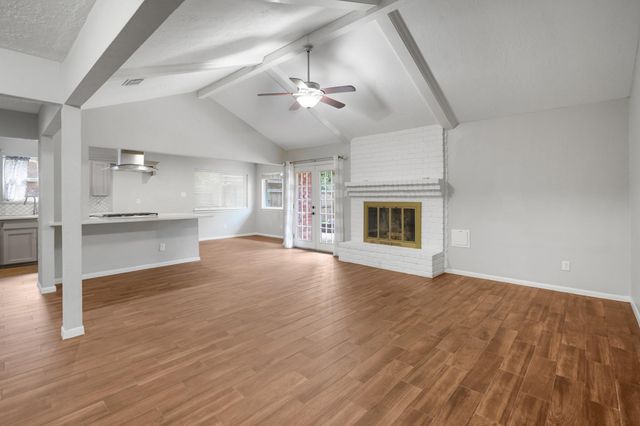 2102 Oak Shores Drive, Houston, TX 77339