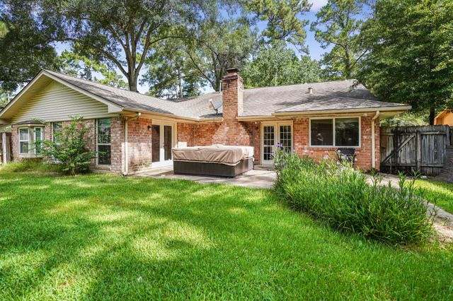 2102 Oak Shores Drive, Houston, TX 77339