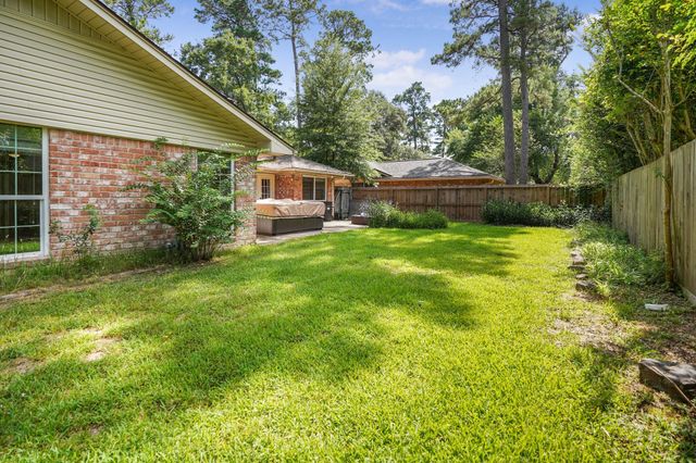 2102 Oak Shores Drive, Houston, TX 77339