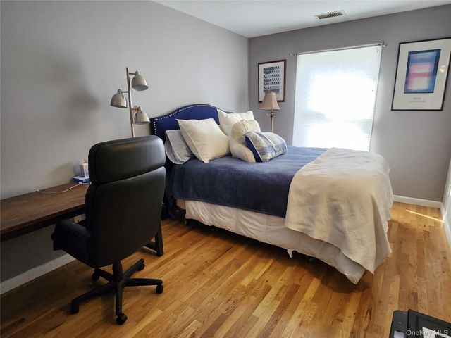 67 Pacific Boulevard, Long Beach, NY 11561