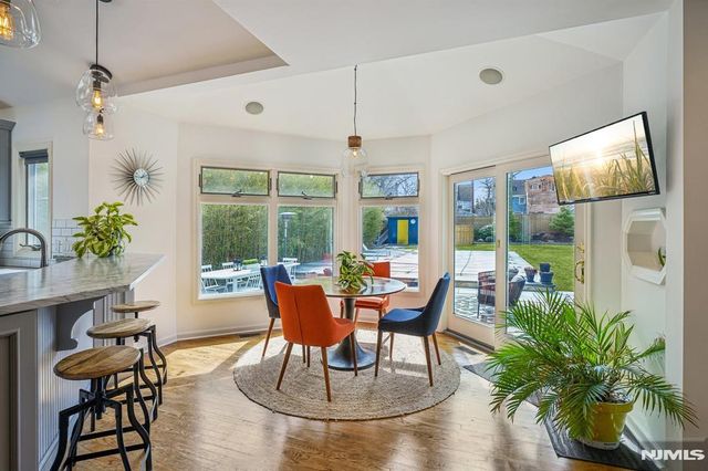 23 Mount Vernon Road, Montclair, NJ 07043