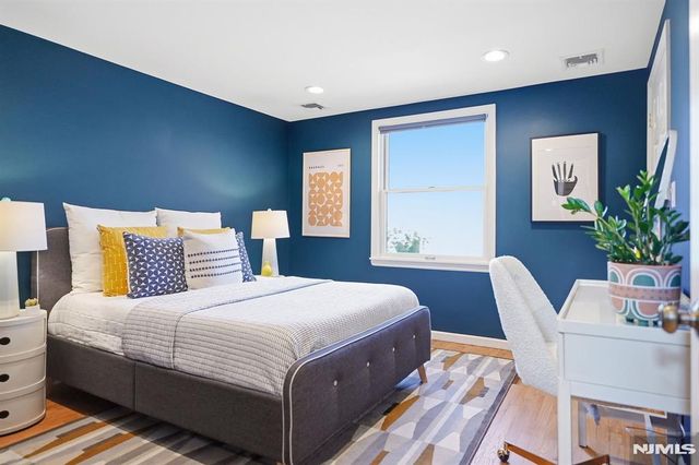 23 Mount Vernon Road, Montclair, NJ 07043