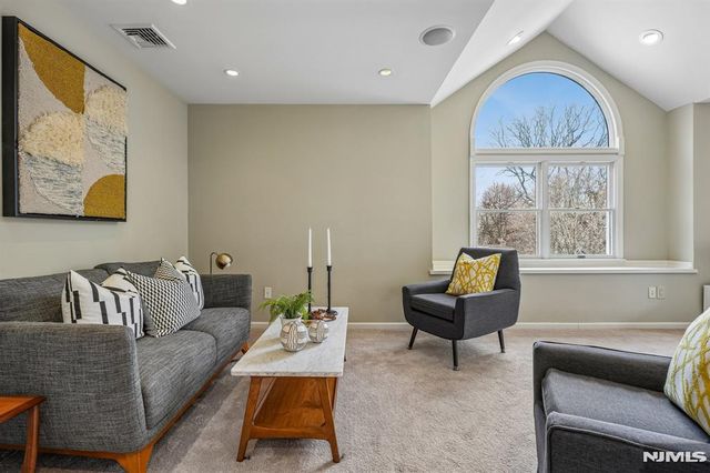 23 Mount Vernon Road, Montclair, NJ 07043