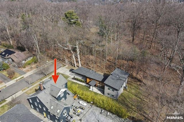 23 Mount Vernon Road, Montclair, NJ 07043