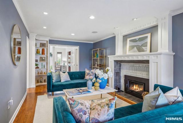 23 Mount Vernon Road, Montclair, NJ 07043