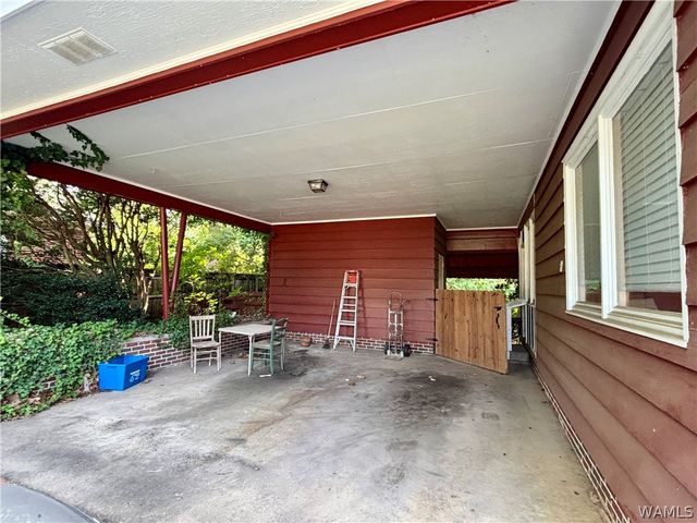 8 Fairway Drive, Tuscaloosa, AL 35405