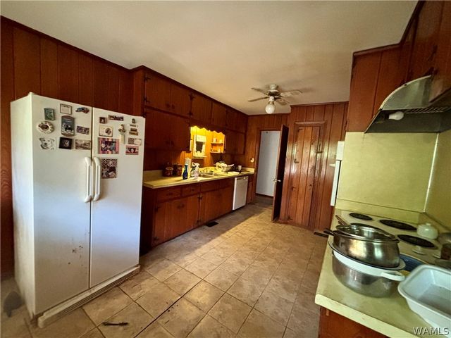 8 Fairway Drive, Tuscaloosa, AL 35405