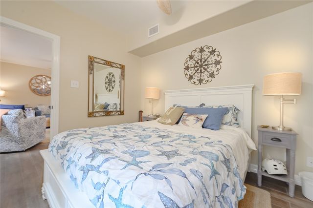 102 S 7th St, Fulton, TX 78358