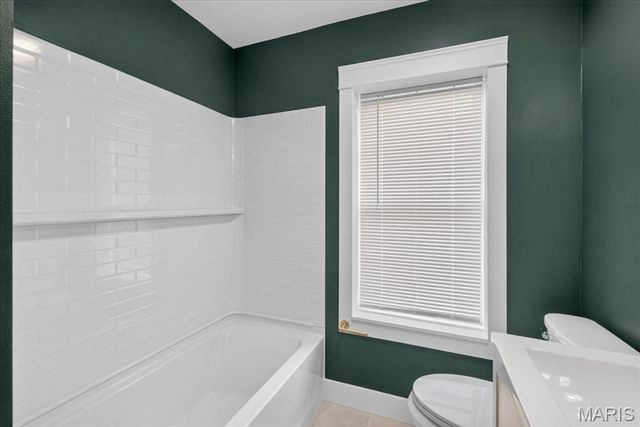 633 Landor Court, St Louis, MO 63125
