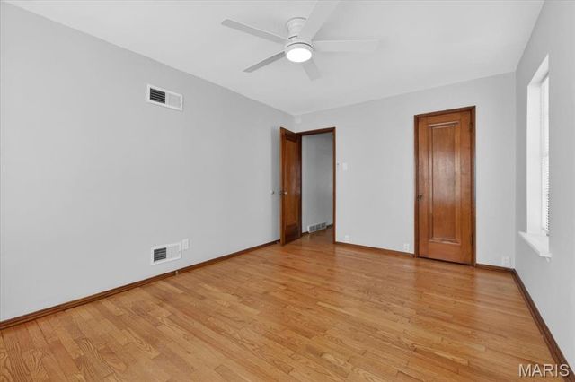 633 Landor Court, St Louis, MO 63125