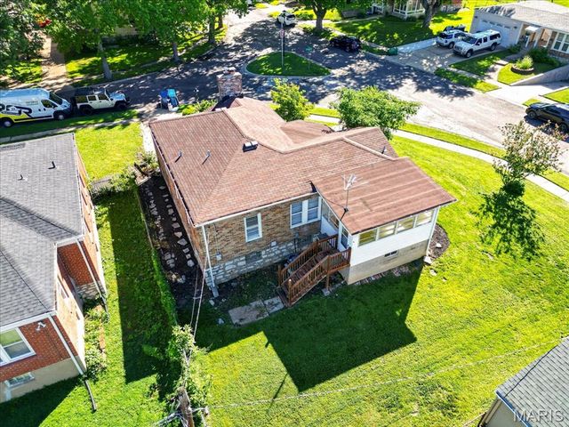 633 Landor Court, St Louis, MO 63125