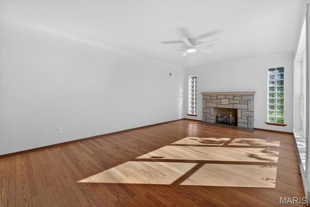 633 Landor Court, St Louis, MO 63125