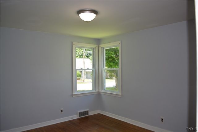 4 Leard Road, New Hartford, NY 13413
