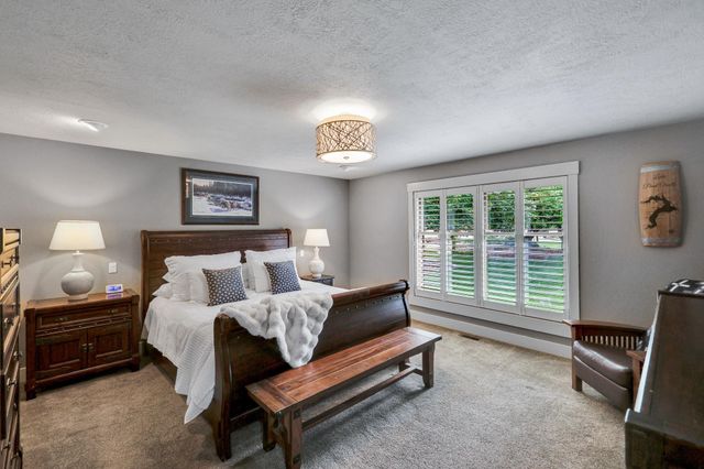 3411 S Best Rd, Veradale, WA 99037