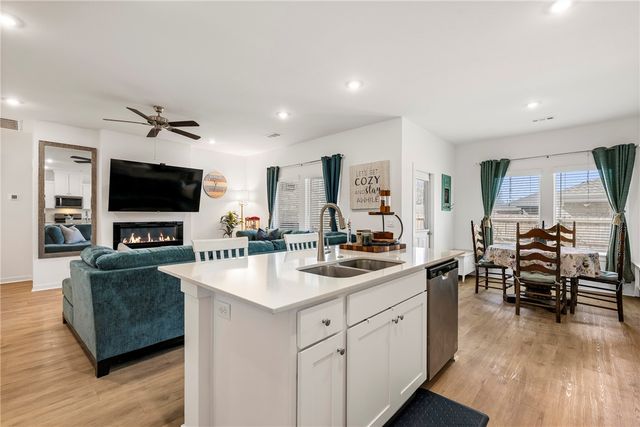 1984 Larkspur Street, Springdale, AR 72762