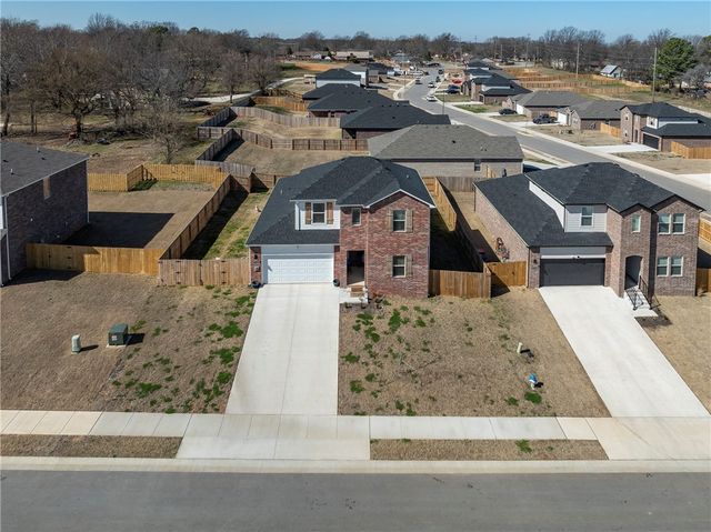 1984 Larkspur Street, Springdale, AR 72762