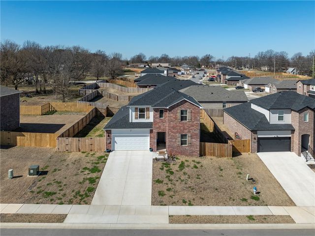 1984 Larkspur Street, Springdale, AR 72762