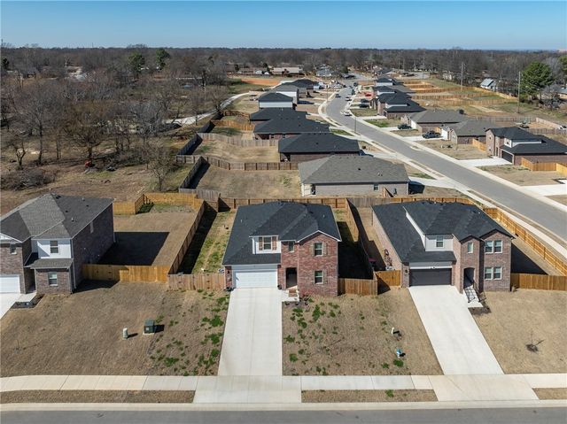 1984 Larkspur Street, Springdale, AR 72762