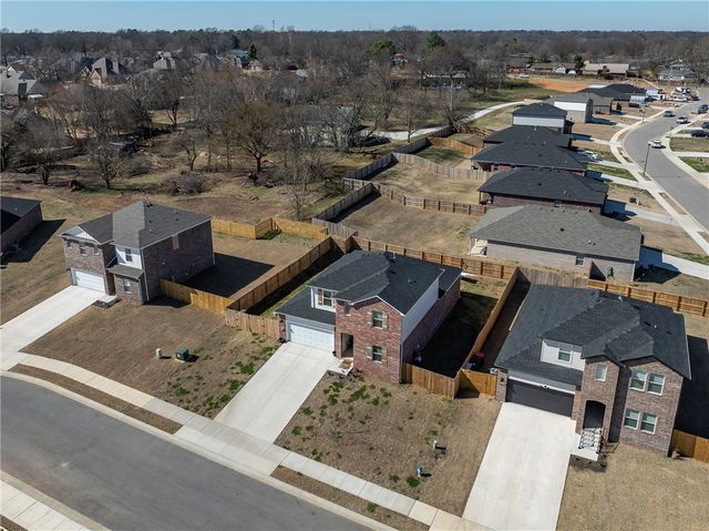 1984 Larkspur Street, Springdale, AR 72762