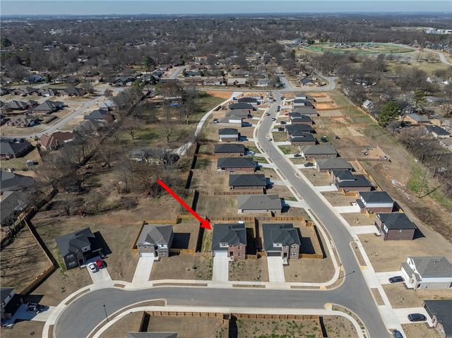 1984 Larkspur Street, Springdale, AR 72762